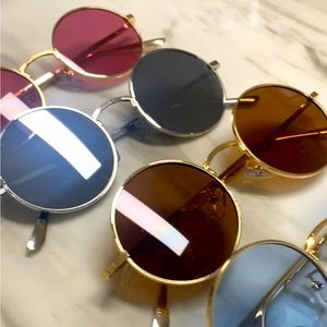 Small round polarized gold/silver frame sunglasses/men/women